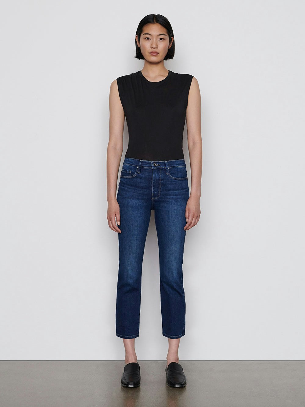 jeans front view alt:hover